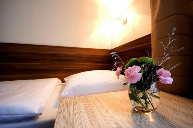 Adria Bed & Breakfast Myślibórz Bagian luar foto