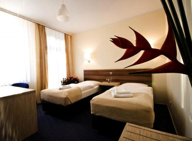 Adria Bed & Breakfast Myślibórz Bagian luar foto